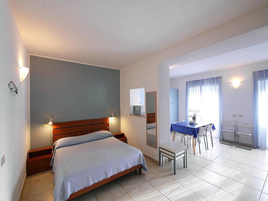 Residence Villa Livia San Vincenzo Buitenkant foto