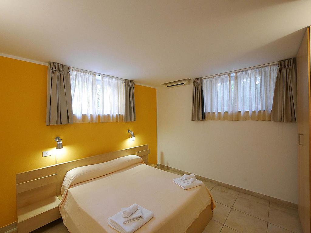 Residence Villa Livia San Vincenzo Buitenkant foto