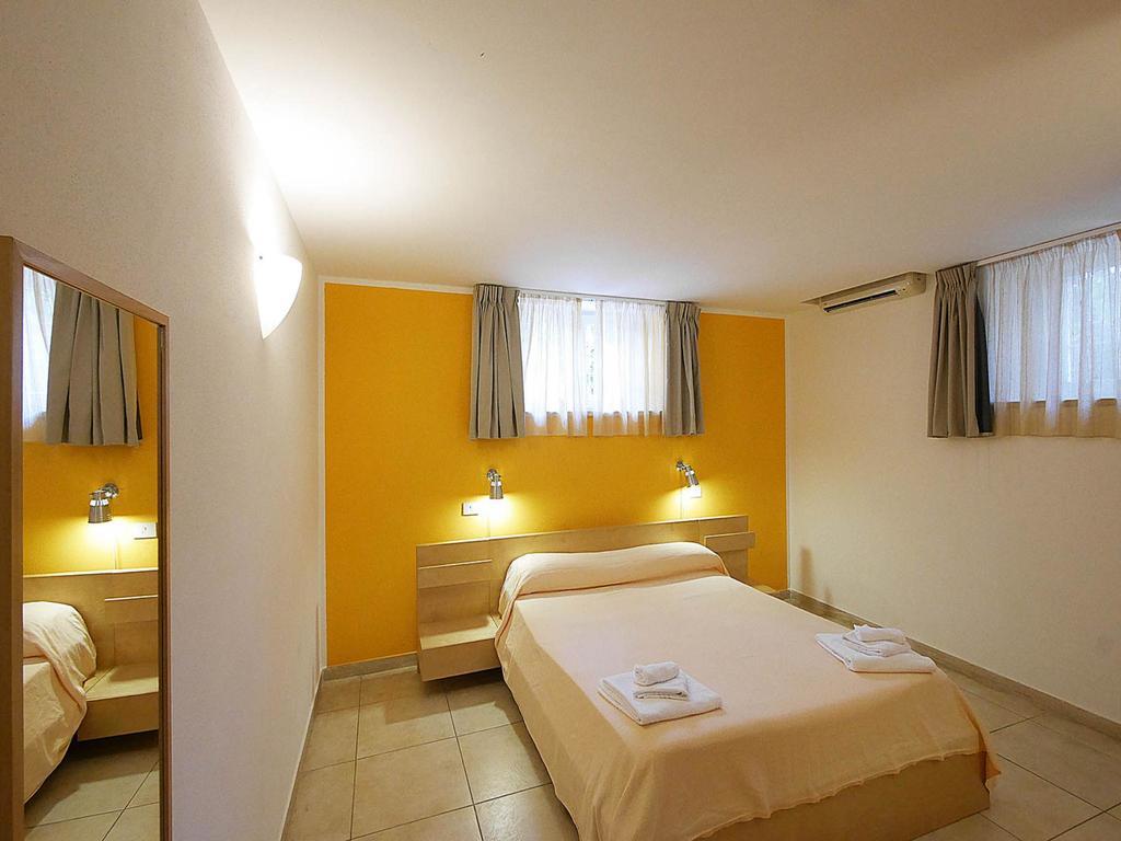 Residence Villa Livia San Vincenzo Buitenkant foto