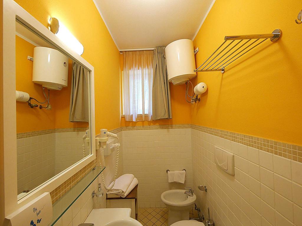 Residence Villa Livia San Vincenzo Buitenkant foto