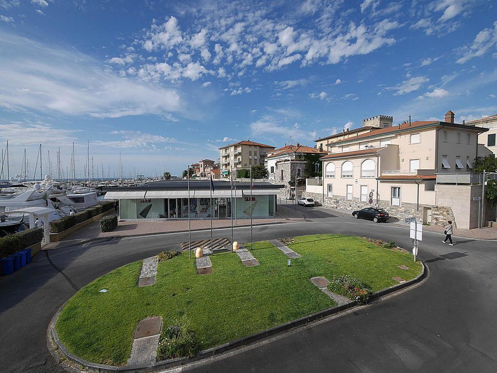 Residence Villa Livia San Vincenzo Buitenkant foto