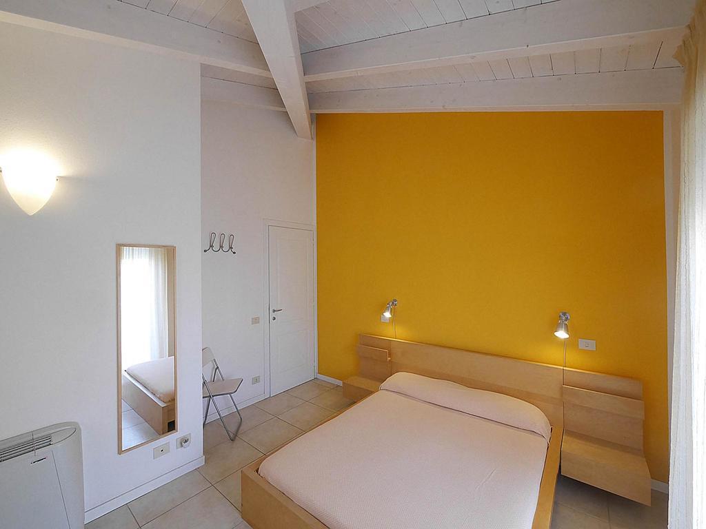 Residence Villa Livia San Vincenzo Buitenkant foto