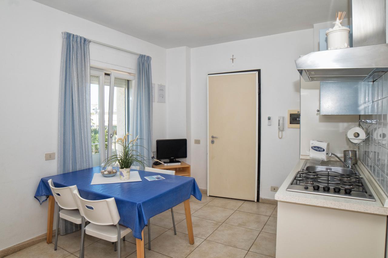 Residence Villa Livia San Vincenzo Buitenkant foto